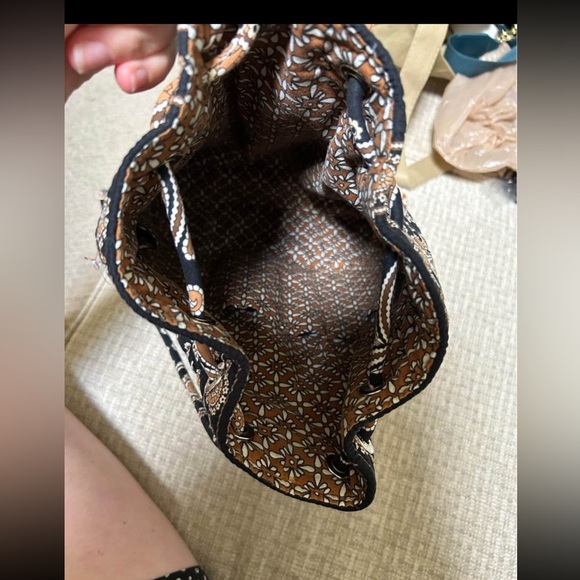 Vera Bradley drawstring backpack purse - Picture 7 of 7
